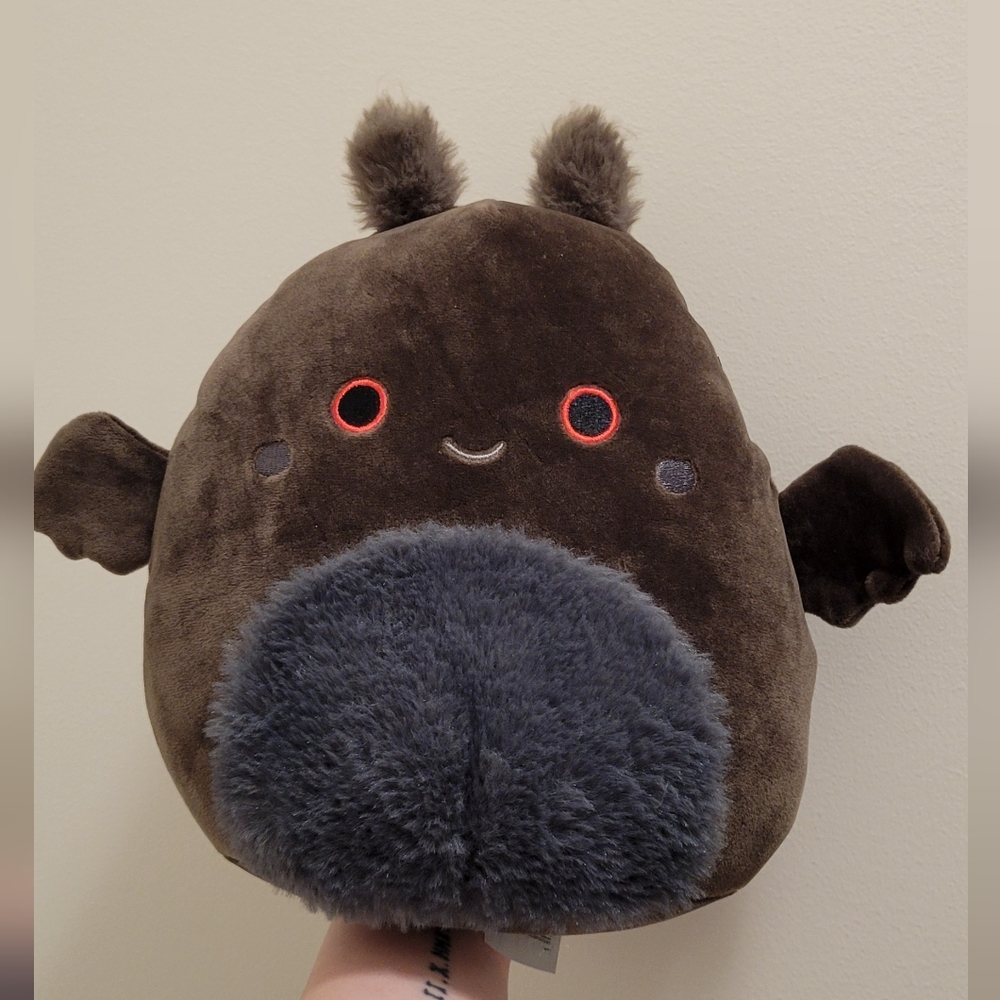 8" Perkin Squishmallow